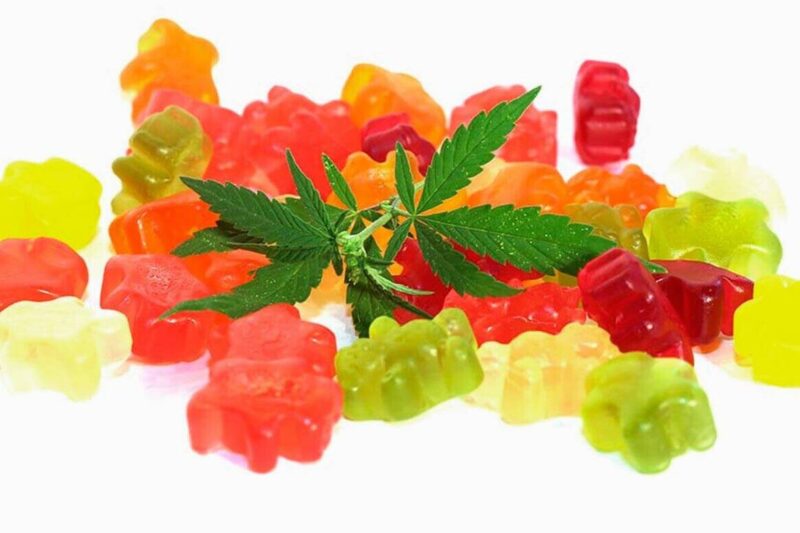 CBD Gummies: A Smart Guide to Benefits, Dosage, and Buying Tips.