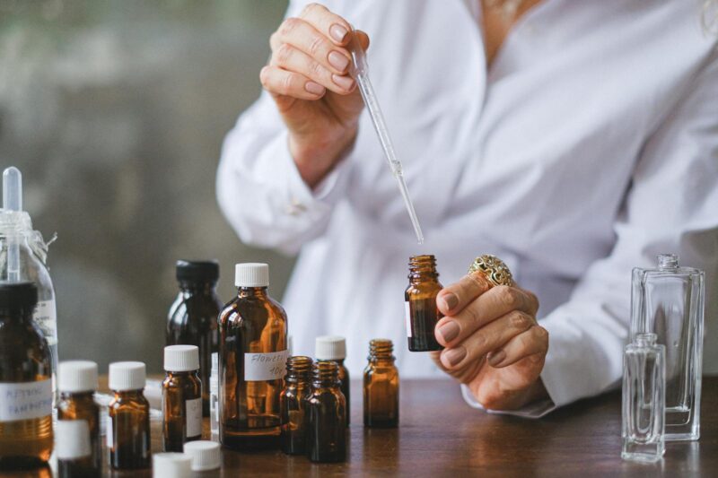 DIY Essential Oil Blends: Why Certain Combinations Work and Others Do Not.